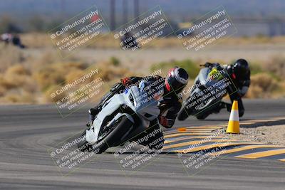 media/Dec-10-2023-SoCal Trackdays (Sun) [[0ce70f5433]]/Turn 4 (1145am)/